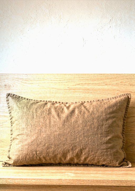 Lumbar Cushion with Insert in Cocoa